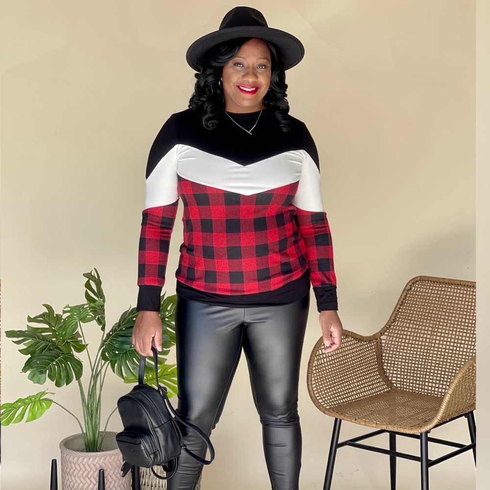 Buffalo Color Block Top - Picture 3 of 3